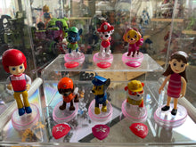 Load image into Gallery viewer, 17 Paw P mini figures cake decorations kid toys