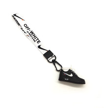 Load image into Gallery viewer, Basketball keychain