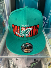 Load image into Gallery viewer, Football hat Fashion cap