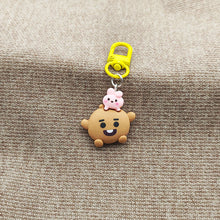 Load image into Gallery viewer, BTS keychain