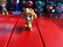 Load image into Gallery viewer, 17 Paw P mini figures cake decorations kid toys