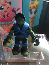 Load image into Gallery viewer, 63 Turtle mini figures cake decorations