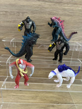 Load image into Gallery viewer, 36 G&K mini figures cake decorations kid toys