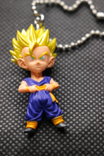 Load image into Gallery viewer, Anime keychain