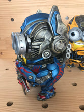 Load image into Gallery viewer, 12 Transformer Figures