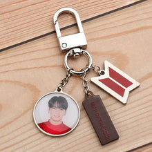Load image into Gallery viewer, BTS keychain