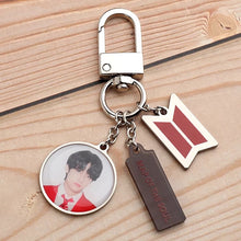 Load image into Gallery viewer, BTS keychain
