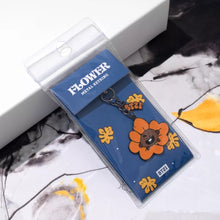 Load image into Gallery viewer, BTS keychain