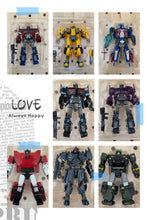 Load image into Gallery viewer, 12 Transformers toys