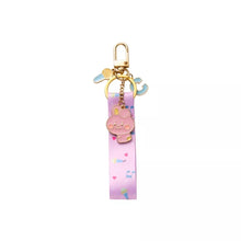 Load image into Gallery viewer, BTS keychain