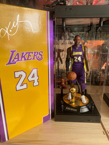 Basketball figure