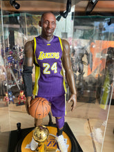 Load image into Gallery viewer, Basketball figure
