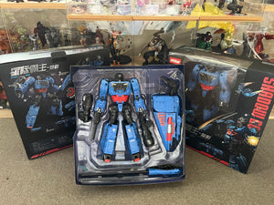 12 Transformers toys