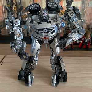 12 Transformers toys
 BT-01