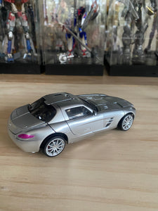 12 Transformers toys
 BT-01