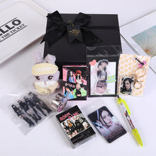 Load image into Gallery viewer, BlackPink gift box
