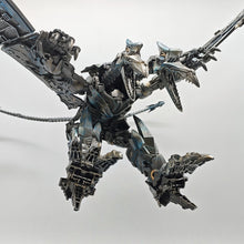 Load image into Gallery viewer, 12 Transformers toys  TW-1140
