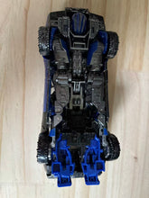 Load image into Gallery viewer, Transformers toys TW-1033
