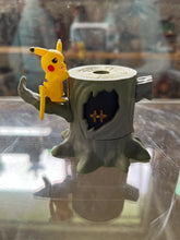 Load image into Gallery viewer, 18 Anime figures Poke•Mon figures
