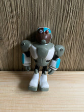 Load image into Gallery viewer, 87 Teen Titans mini figures cake decorations
