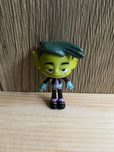 Load image into Gallery viewer, 87 Teen Titans mini figures cake decorations
