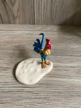 Load image into Gallery viewer, 30 Moa•na mini figures cake decorations
