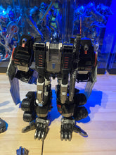 Load image into Gallery viewer, 12 Transformers toys CR-01S
