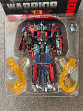 Load image into Gallery viewer, Transformers toys L70220
