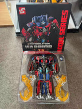Load image into Gallery viewer, Transformers toys L70220
