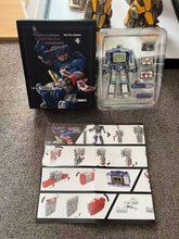 Load image into Gallery viewer, Transformers toys PT04
