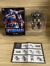 Load image into Gallery viewer, 12 Transformers toys CY-01
