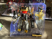 Load image into Gallery viewer, 12 Transformers toys
