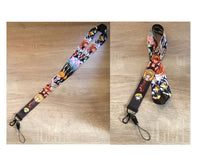 Load image into Gallery viewer, Anime lanyard keychain and bus card case/ bank card case
