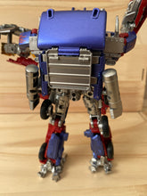 Load image into Gallery viewer, 12 Transformers toys
