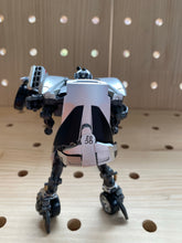 Load image into Gallery viewer, 12 Transformers toys
 CA01/LS08
