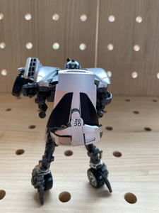 12 Transformers toys
 CA01/LS08