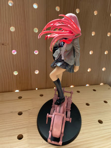 Anime zero two figures girl
