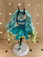 Load image into Gallery viewer, Anime Miku figures girl
