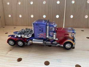 12 Transformers toys
 LS14