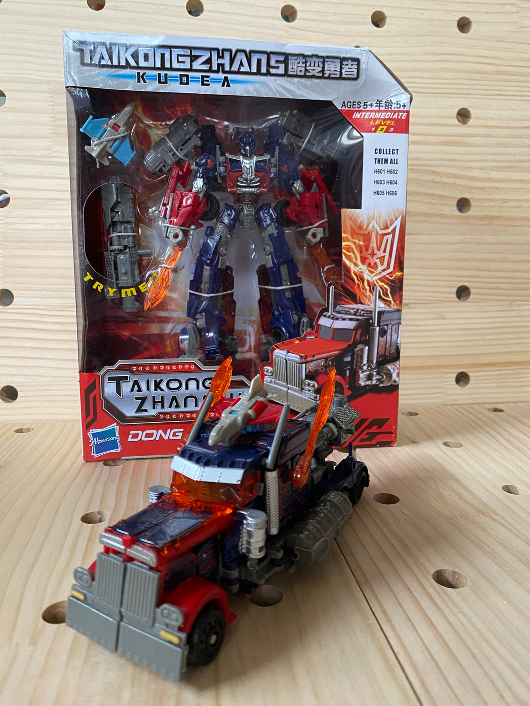 12 Transformers toys