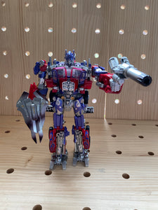 12 Transformers toys
 LS14