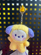 Load image into Gallery viewer, BTS cut keychain
