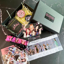 Load image into Gallery viewer, Blackpink gift box
