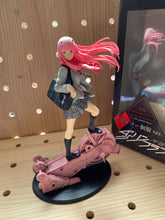 Load image into Gallery viewer, Anime zero two figures girl
