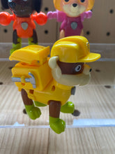 Load image into Gallery viewer, 17 Paw P Kid toys
