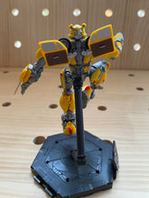 Load image into Gallery viewer, 12 Transformers toys
