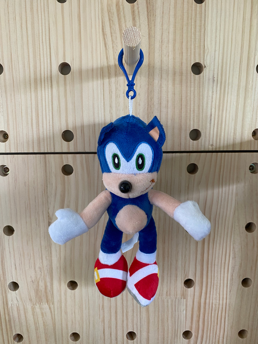 06 So•nic keychain