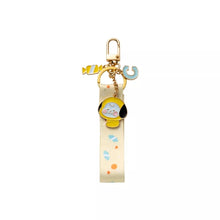 Load image into Gallery viewer, BTS keychain
