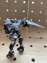 Load image into Gallery viewer, 12 Transformers toys
 CA01/LS08
